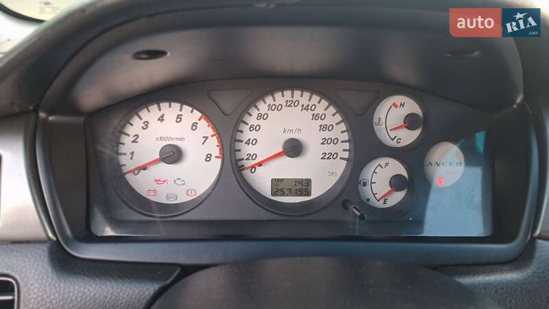 Седан Mitsubishi Lancer 2007 в Києві