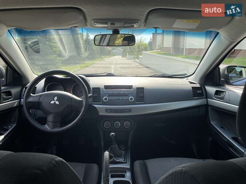 Хэтчбек Mitsubishi Lancer 2007 в Днепре