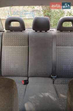 Седан Mitsubishi Lancer 2004 в 