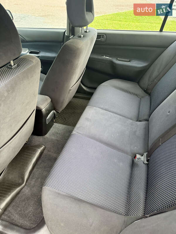 Седан Mitsubishi Lancer 2007 в Киеве