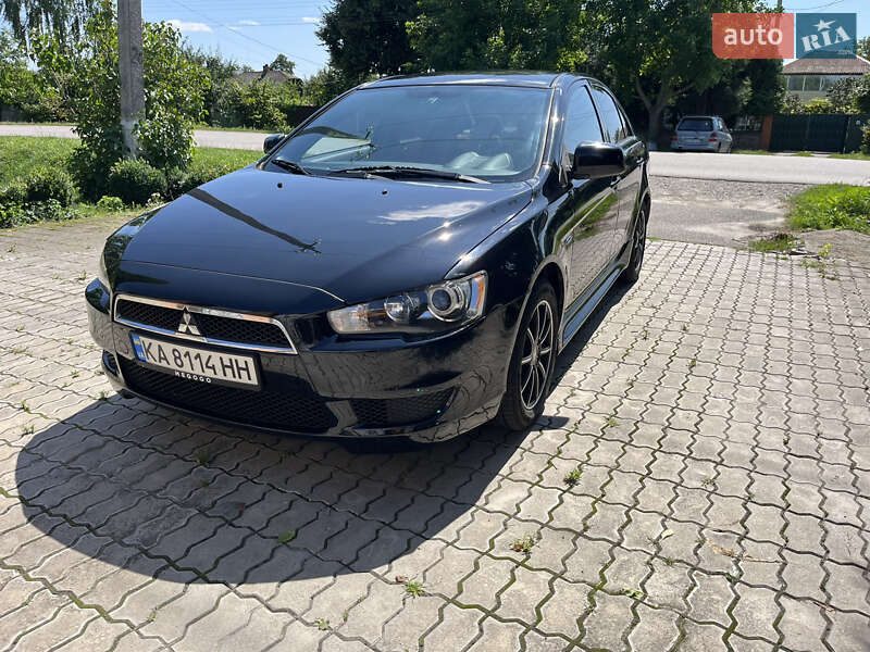 Mitsubishi Lancer 2015
