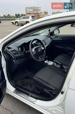 Седан Mitsubishi Lancer 2012 в 
