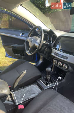 Хэтчбек Mitsubishi Lancer 2010 в 