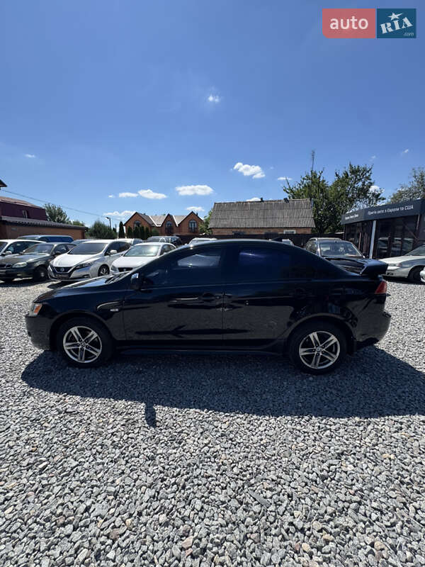 Седан Mitsubishi Lancer 2007 в Дергачах