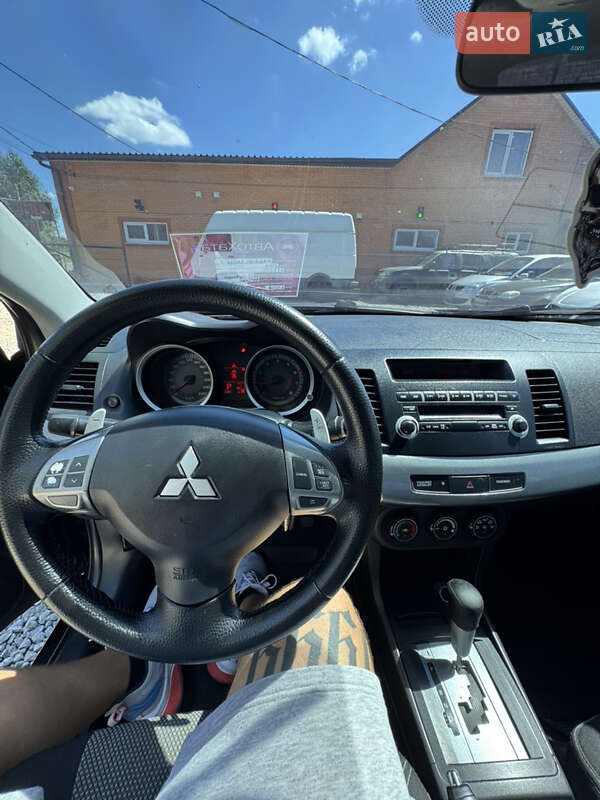 Седан Mitsubishi Lancer 2007 в Дергачах