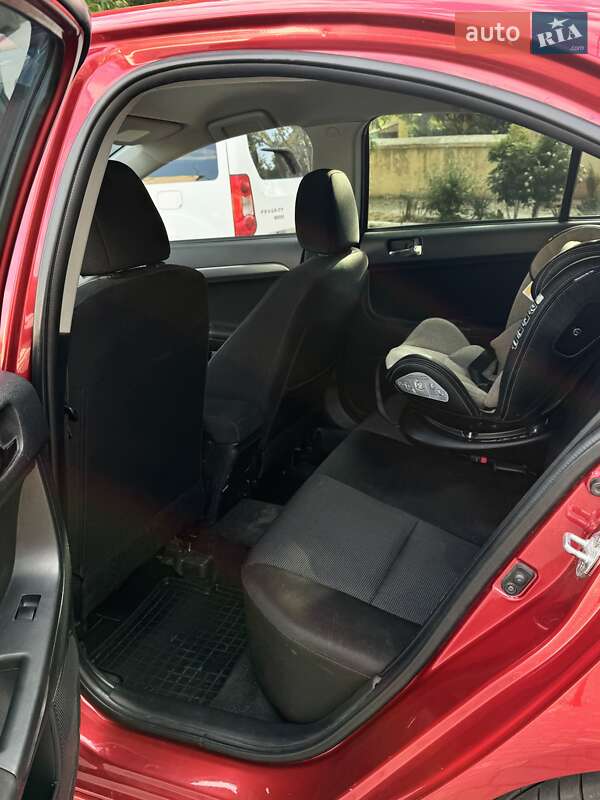 Хэтчбек Mitsubishi Lancer 2008 в Белгороде-Днестровском