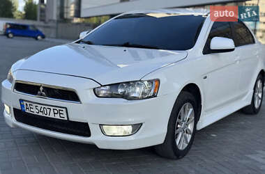 Седан Mitsubishi Lancer 2015 в Виннице