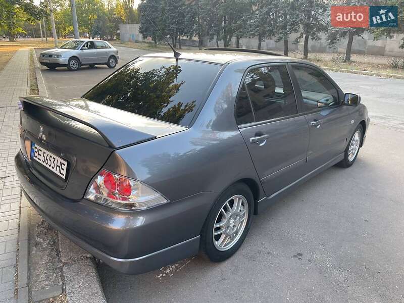 Седан Mitsubishi Lancer 2007 в Николаеве