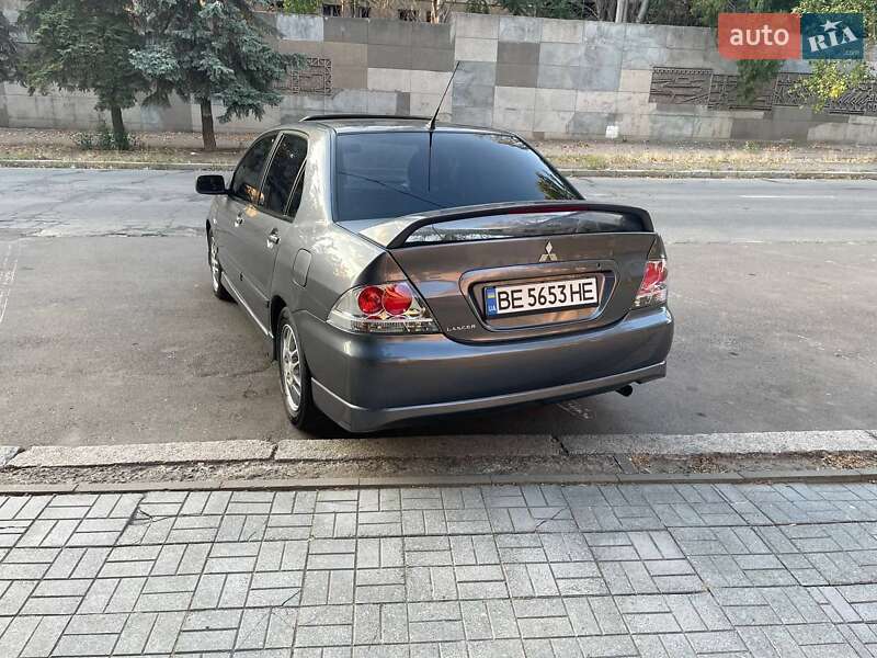 Седан Mitsubishi Lancer 2007 в Николаеве