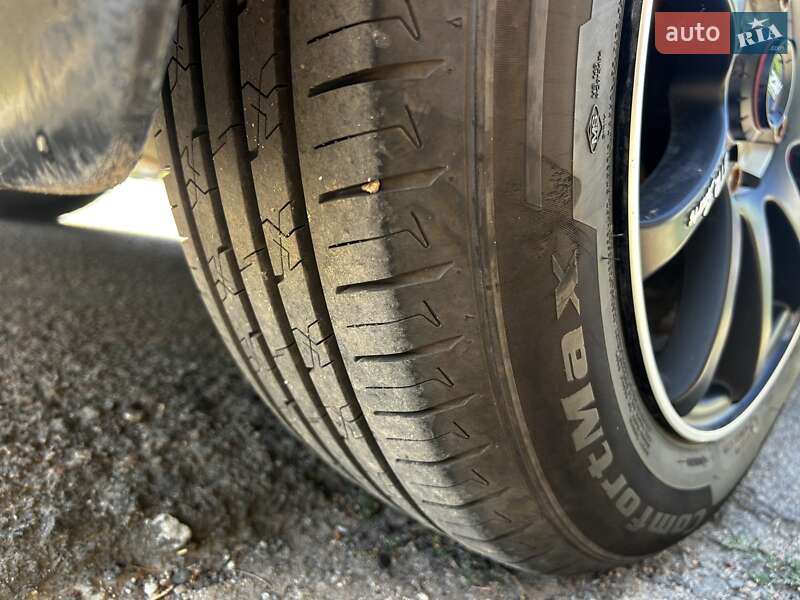 Седан Mitsubishi Lancer 2003 в Николаеве