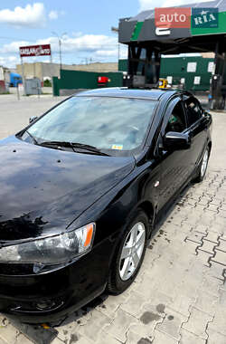 Седан Mitsubishi Lancer 2008 в Черновцах