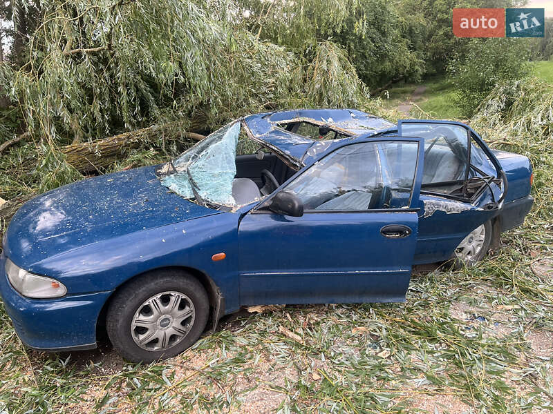 Седан Mitsubishi Lancer 1993 в Виннице