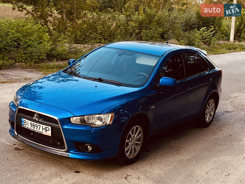 Седан Mitsubishi Lancer 2011 в 