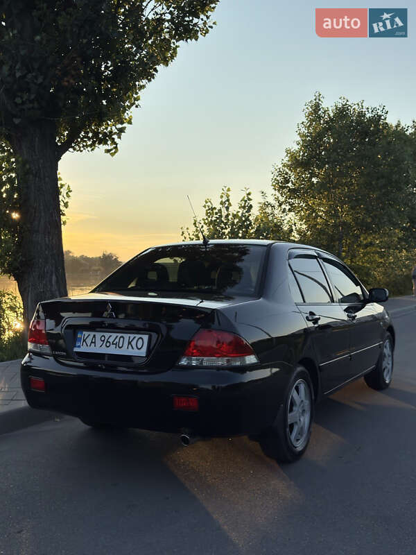 Седан Mitsubishi Lancer 2007 в Василькове