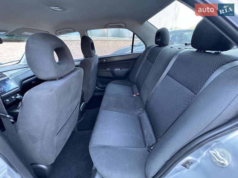 Седан Mitsubishi Lancer 2006 в Одессе