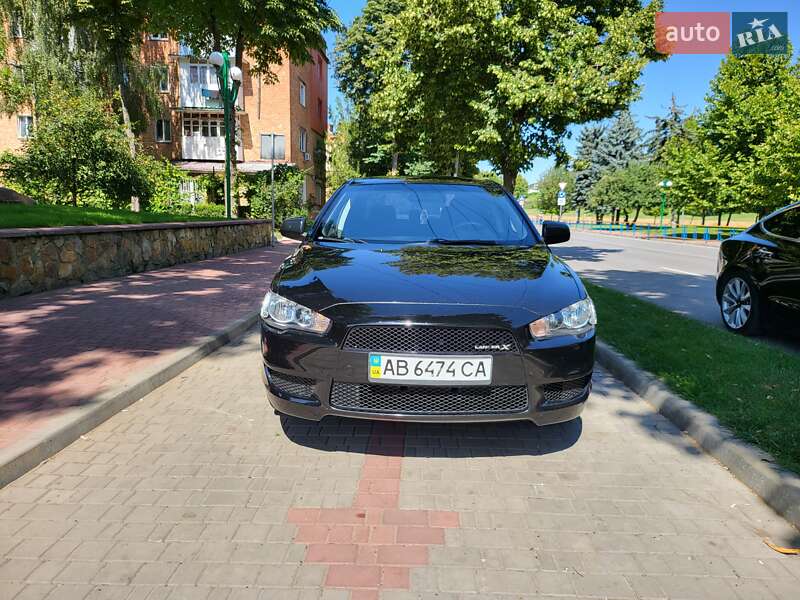 Седан Mitsubishi Lancer 2011 в Могилев-Подольске