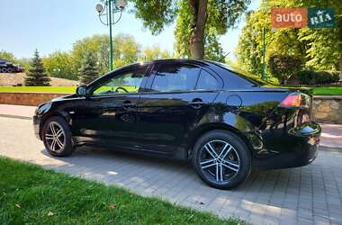 Седан Mitsubishi Lancer 2011 в Могилев-Подольске