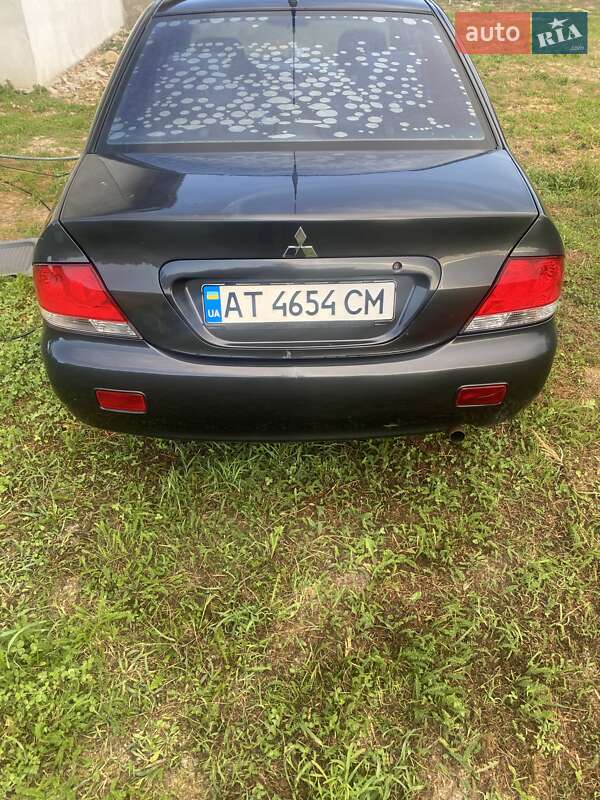 Седан Mitsubishi Lancer 2004 в Коломые