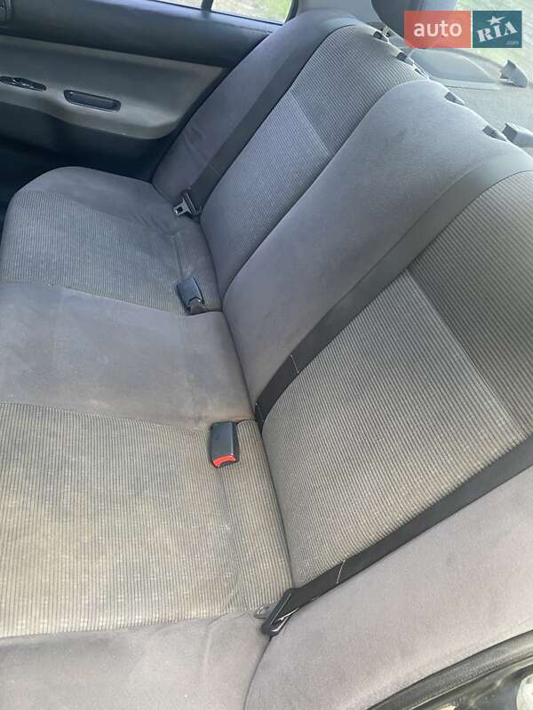 Седан Mitsubishi Lancer 2004 в Коломые