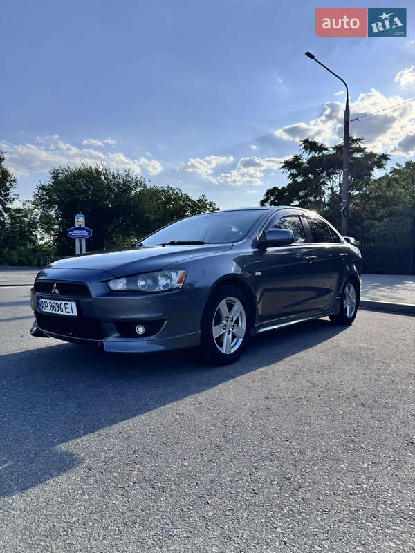 Седан Mitsubishi Lancer 2009 в Запорожье