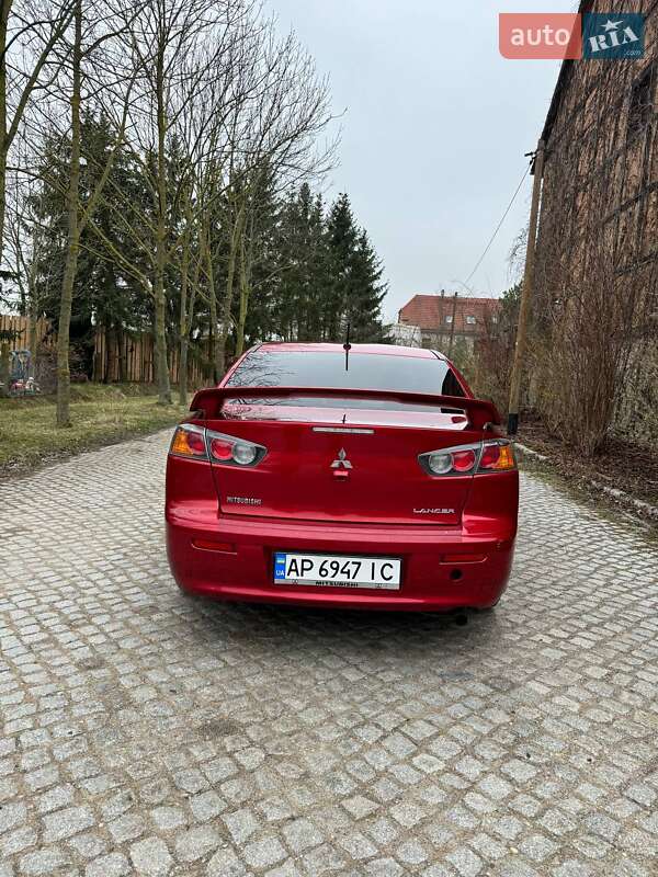 Седан Mitsubishi Lancer 2017 в Львове