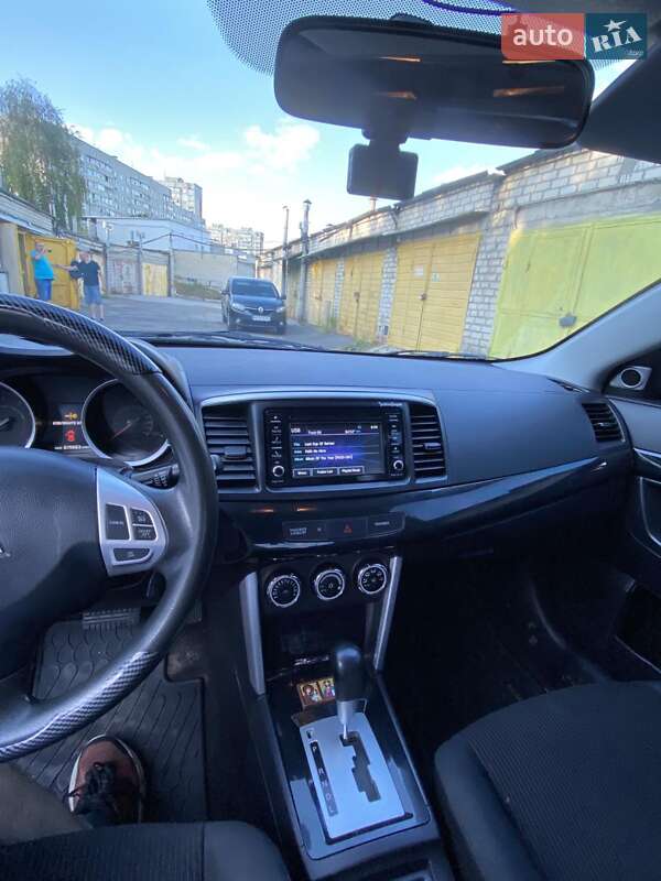 Седан Mitsubishi Lancer 2016 в Харькове