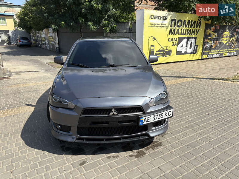 Mitsubishi Lancer 2011