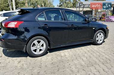 Хетчбек Mitsubishi Lancer 2009 в Чернівцях