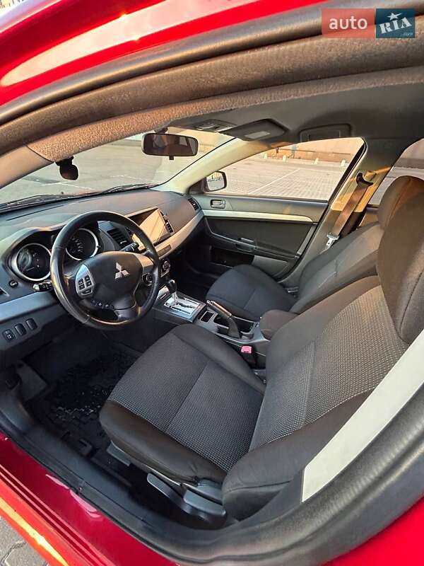 Седан Mitsubishi Lancer 2011 в Києві