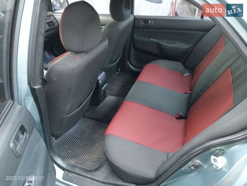Седан Mitsubishi Lancer 2006 в Днепре