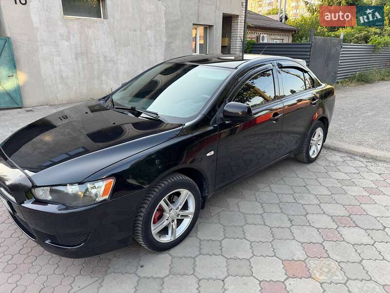 Седан Mitsubishi Lancer 2008 в Запорожье