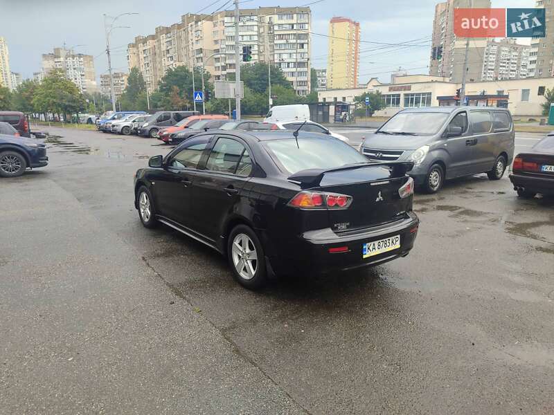 Седан Mitsubishi Lancer 2008 в Киеве