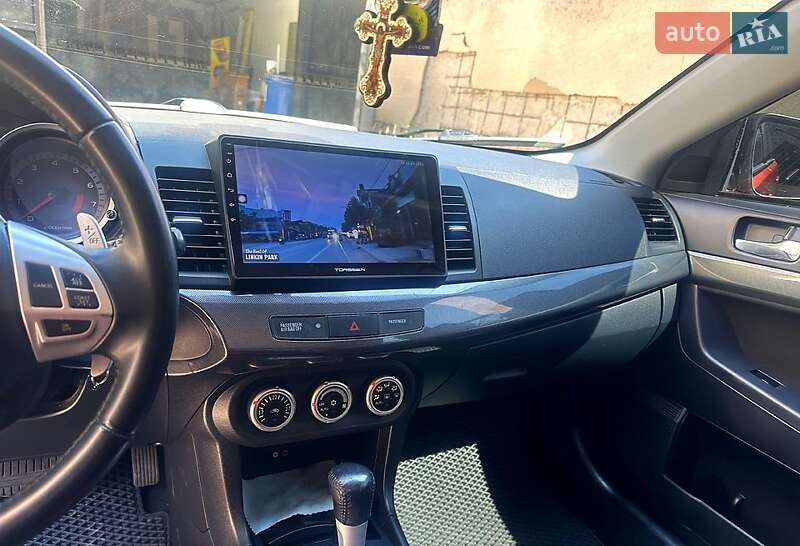 Хэтчбек Mitsubishi Lancer 2008 в Николаеве фото 6 Хэтчбек Mitsubishi Lancer 2008 в Николаеве