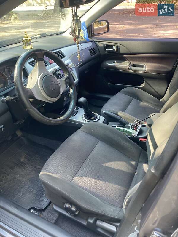 Седан Mitsubishi Lancer 2005 в Козельце