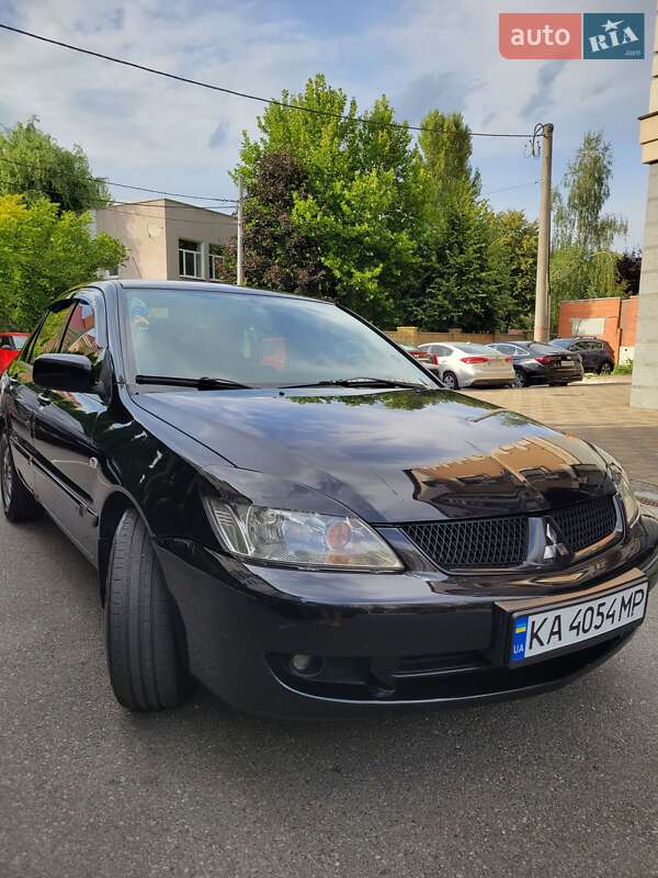 Седан Mitsubishi Lancer 2008 в Киеве