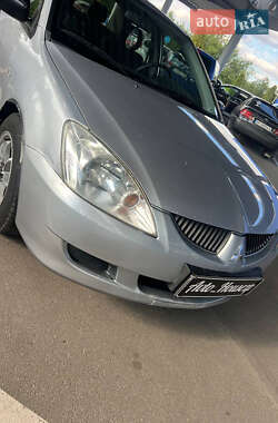 Седан Mitsubishi Lancer 2004 в 