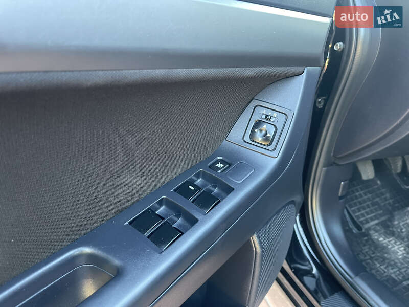 Седан Mitsubishi Lancer 2008 в Прилуках