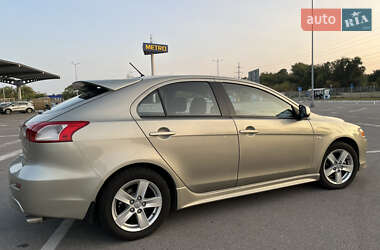 Хэтчбек Mitsubishi Lancer 2008 в 