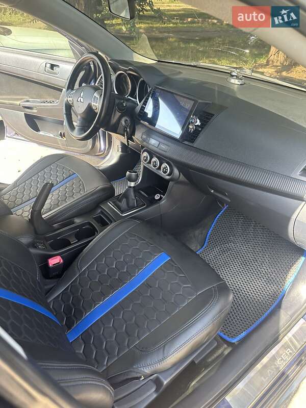 Седан Mitsubishi Lancer 2008 в Кривом Роге