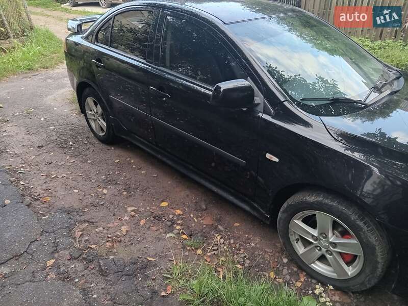 Седан Mitsubishi Lancer 2008 в Львове