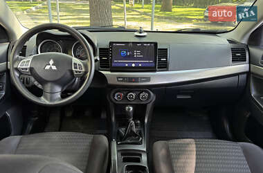 Седан Mitsubishi Lancer 2012 в 