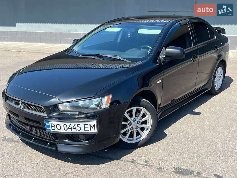 Седан Mitsubishi Lancer 2010 в 