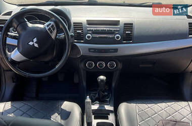 Седан Mitsubishi Lancer 2010 в 