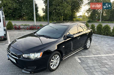 Седан Mitsubishi Lancer 2015 в 