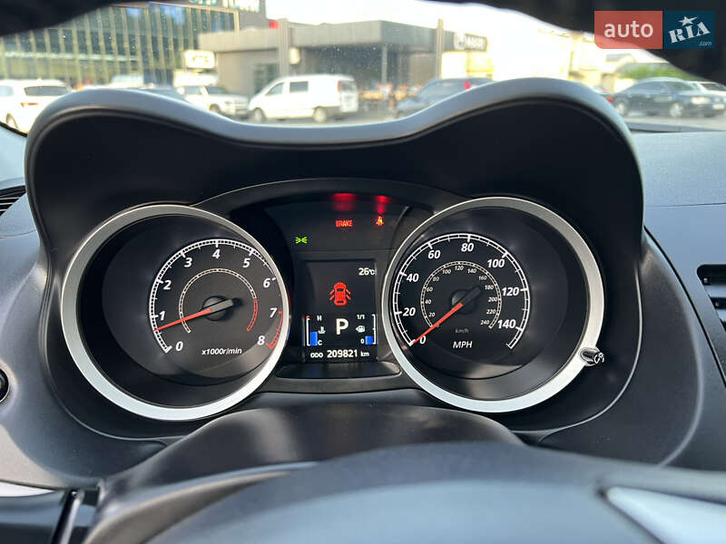 Седан Mitsubishi Lancer 2015 в Виннице