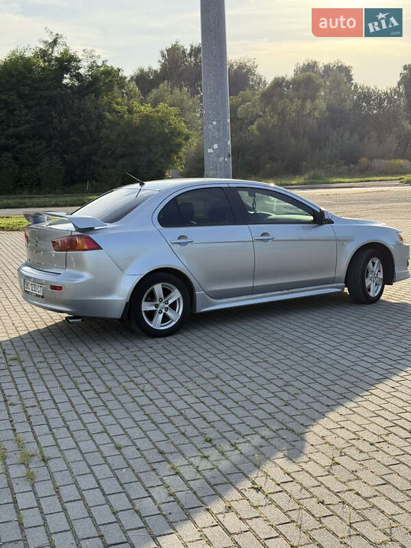 Седан Mitsubishi Lancer 2008 в Львове