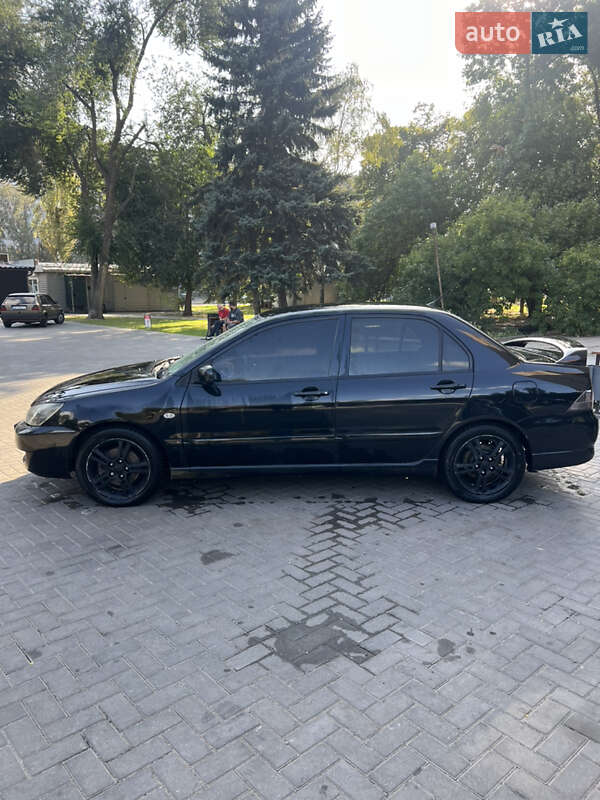 Седан Mitsubishi Lancer 2006 в Запорожье