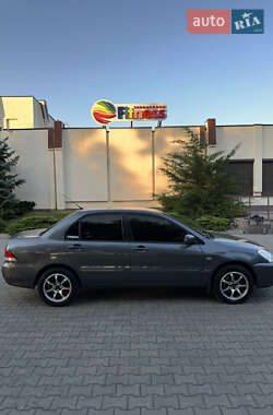 Седан Mitsubishi Lancer 2005 в 