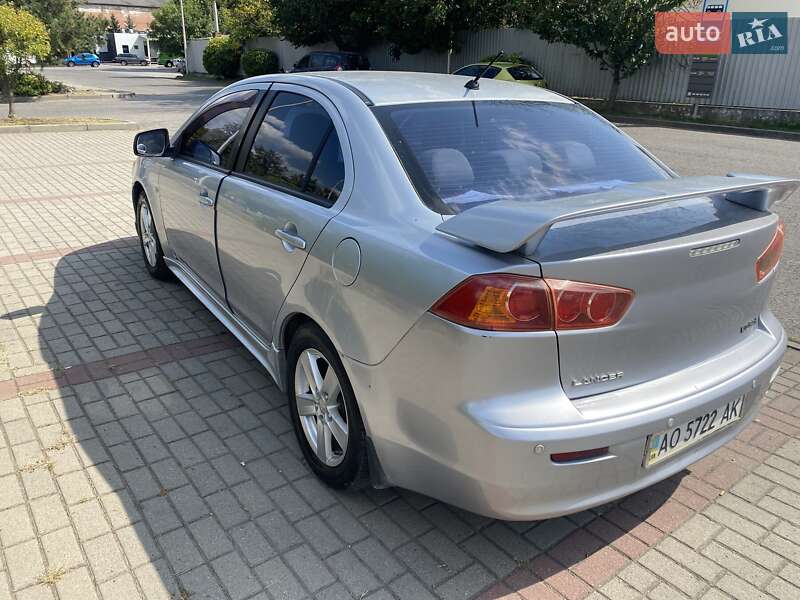 Седан Mitsubishi Lancer 2008 в Ужгороді