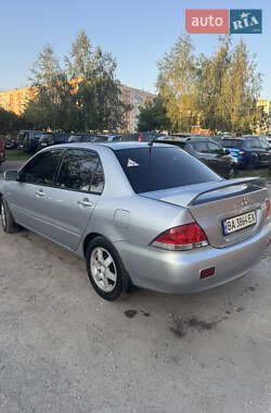 Седан Mitsubishi Lancer 2004 в 